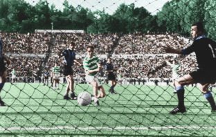 Stevie Chalmers scored