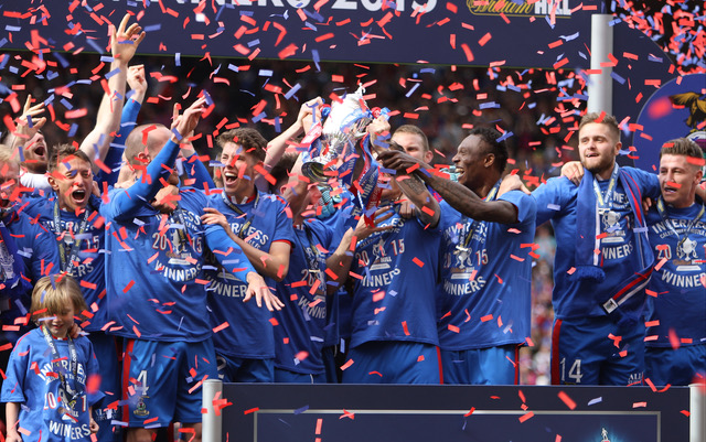 Inverness win the Scottish Cup in 2015