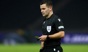 Referee Nicolas Walsh