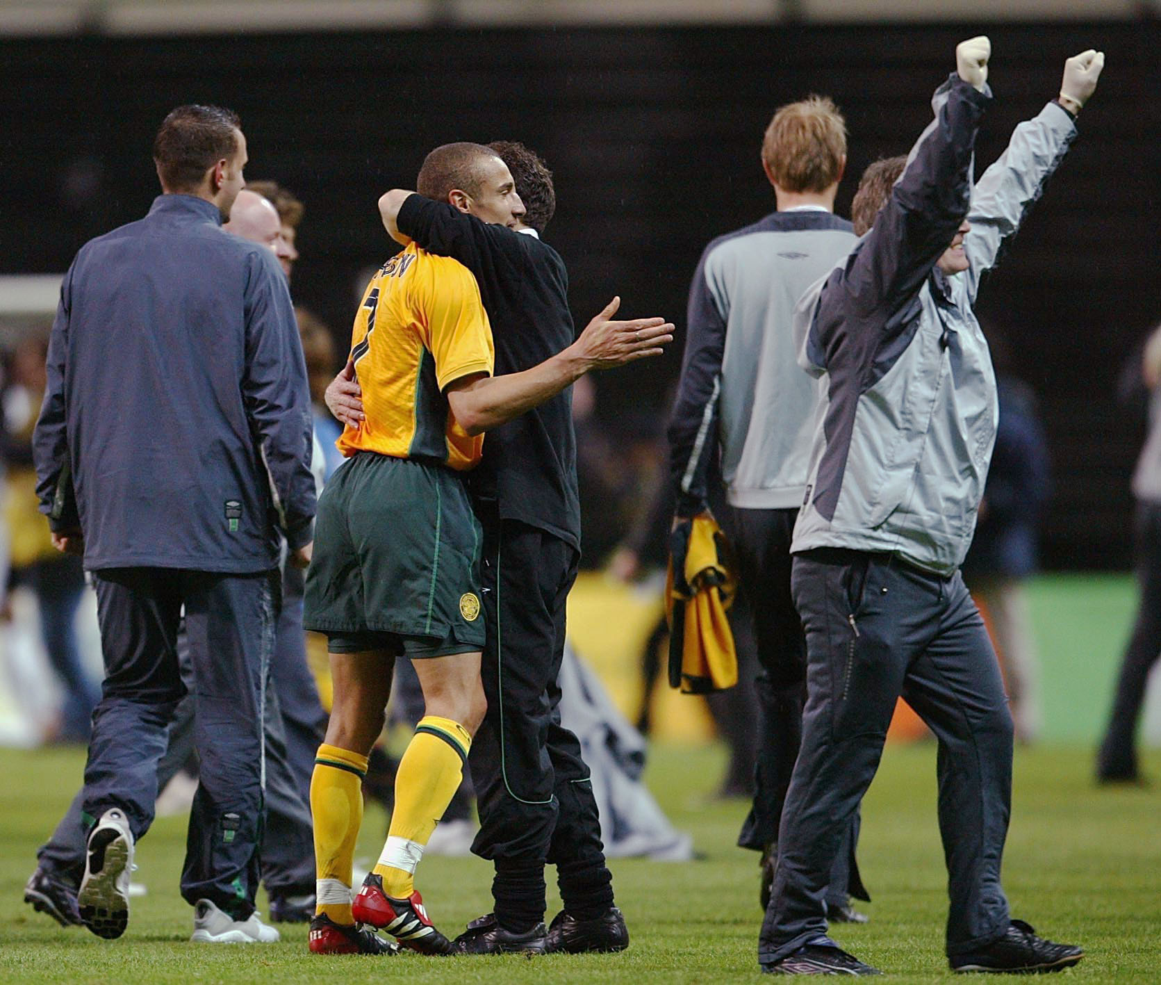 Celtic Manager Martin O'Neill hugs Henrik Larsson