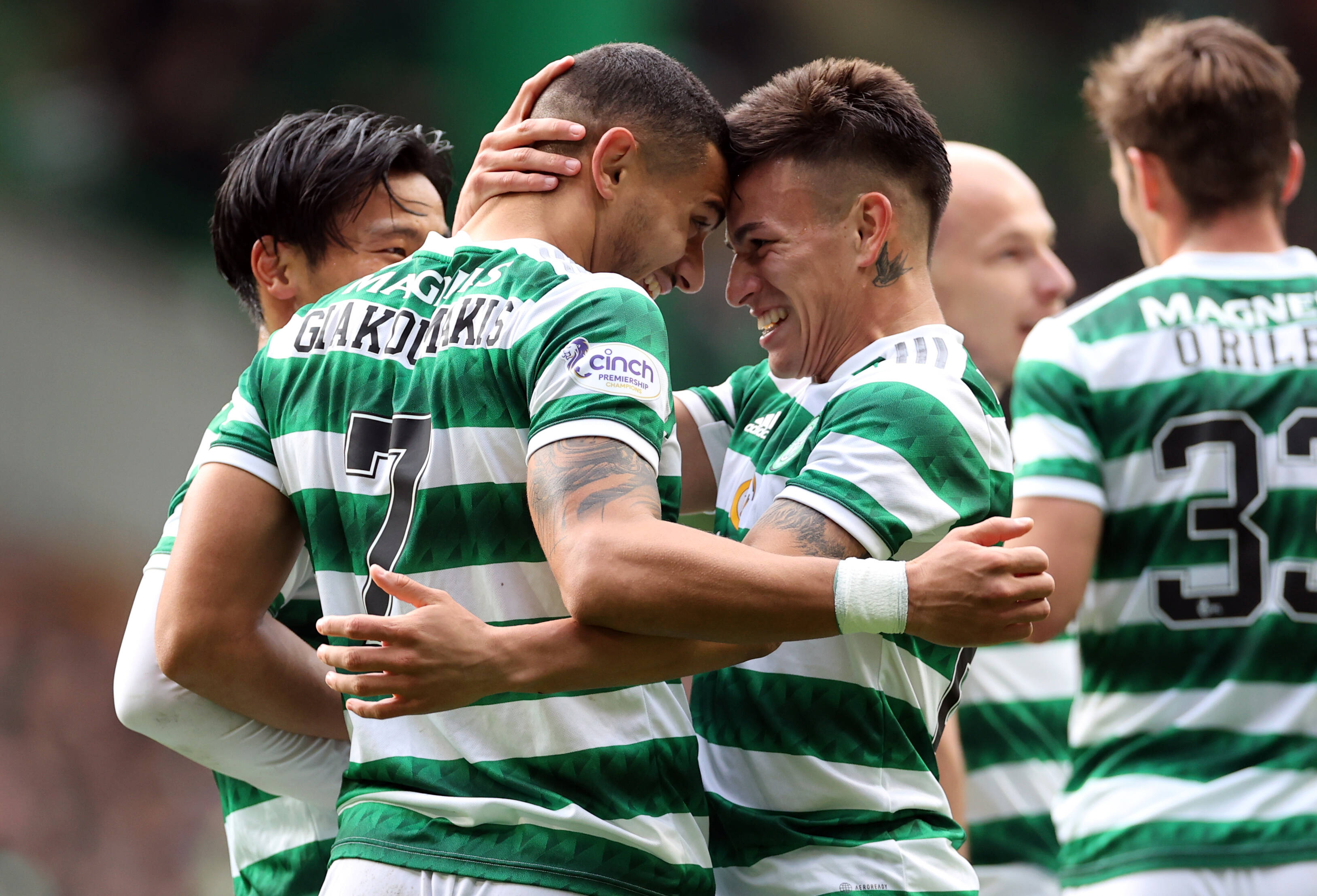 Giorgos Giakoumakis celebrates