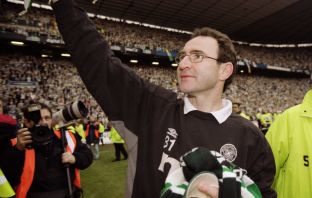 Martin O''Neill celebrates winning the league