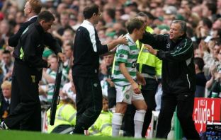 Juninho is congratulated by Martin O'Neill