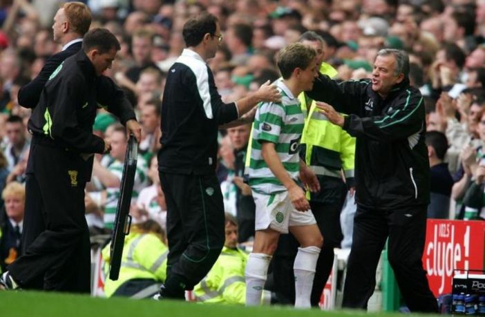 Juninho is congratulated by Martin O'Neill