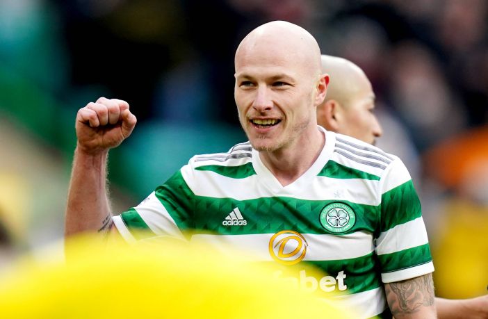 Aaron Mooy celebrates