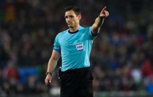 Referee Steven McLean