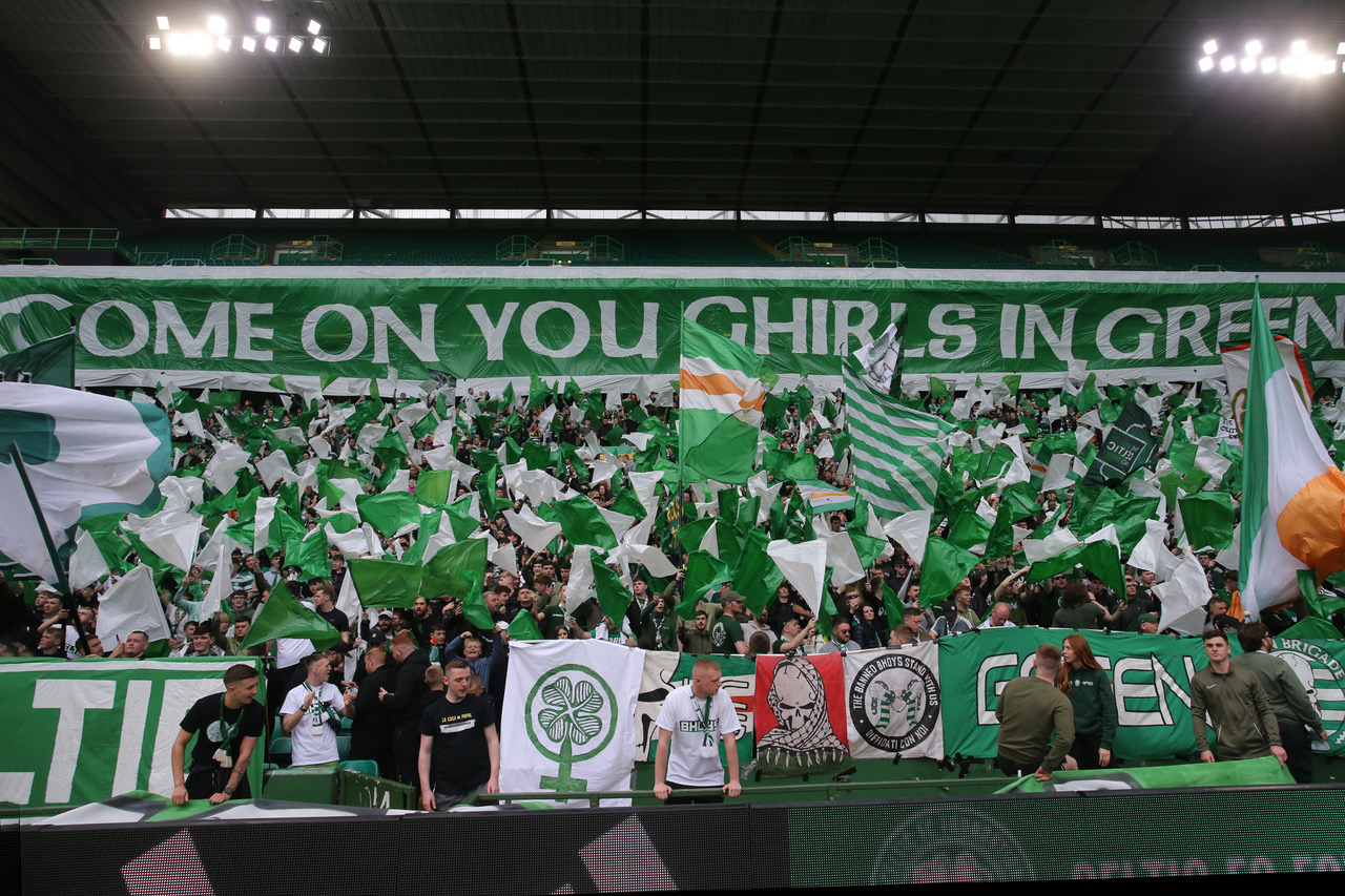 The Green wall is back tonight 