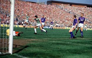 Joe Miller scores the winner