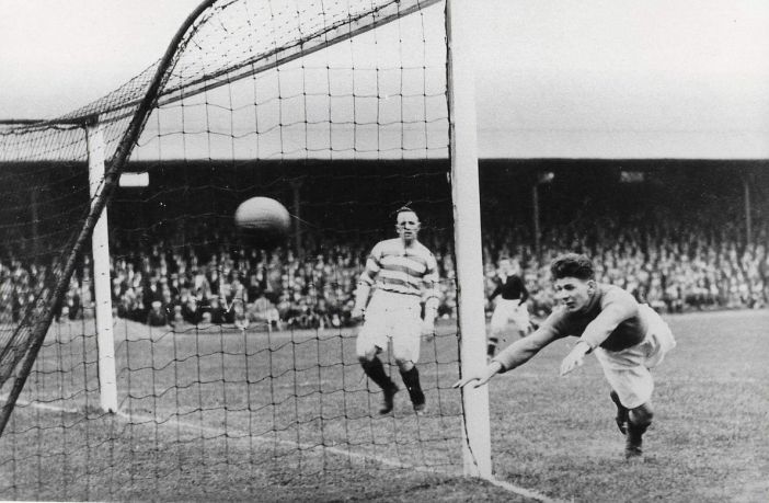 Celtic goalkeeper John Thomson