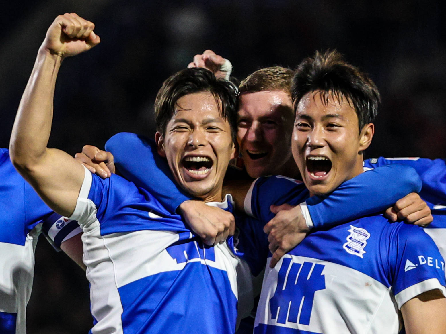 Tomoki Iwata celebrates