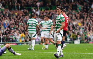 Alex Valle during his debut