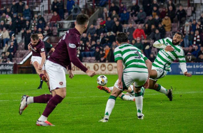 Alistair Johnston and CCV block the Hearts effort. Greg Taylor at Tynecastle. Hearts v Celtic, 23 November 2024. Photo Vagelis Georgariou (The Celtic Star)