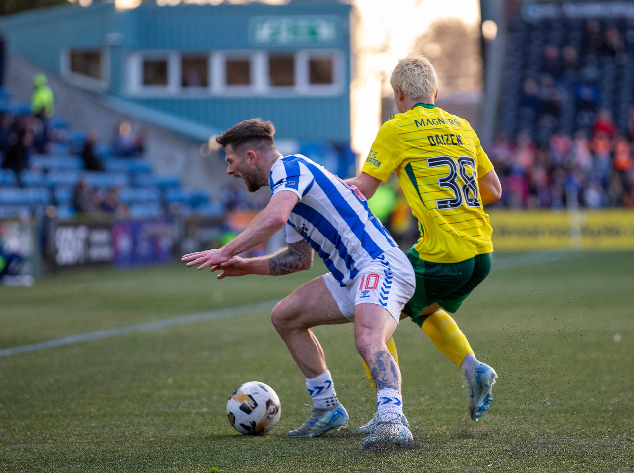 Daizen Maeda in action