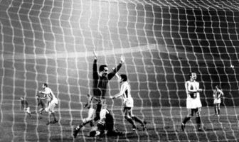 Jimmy Johnstone scores