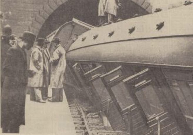 Queen Street Station crash 1954