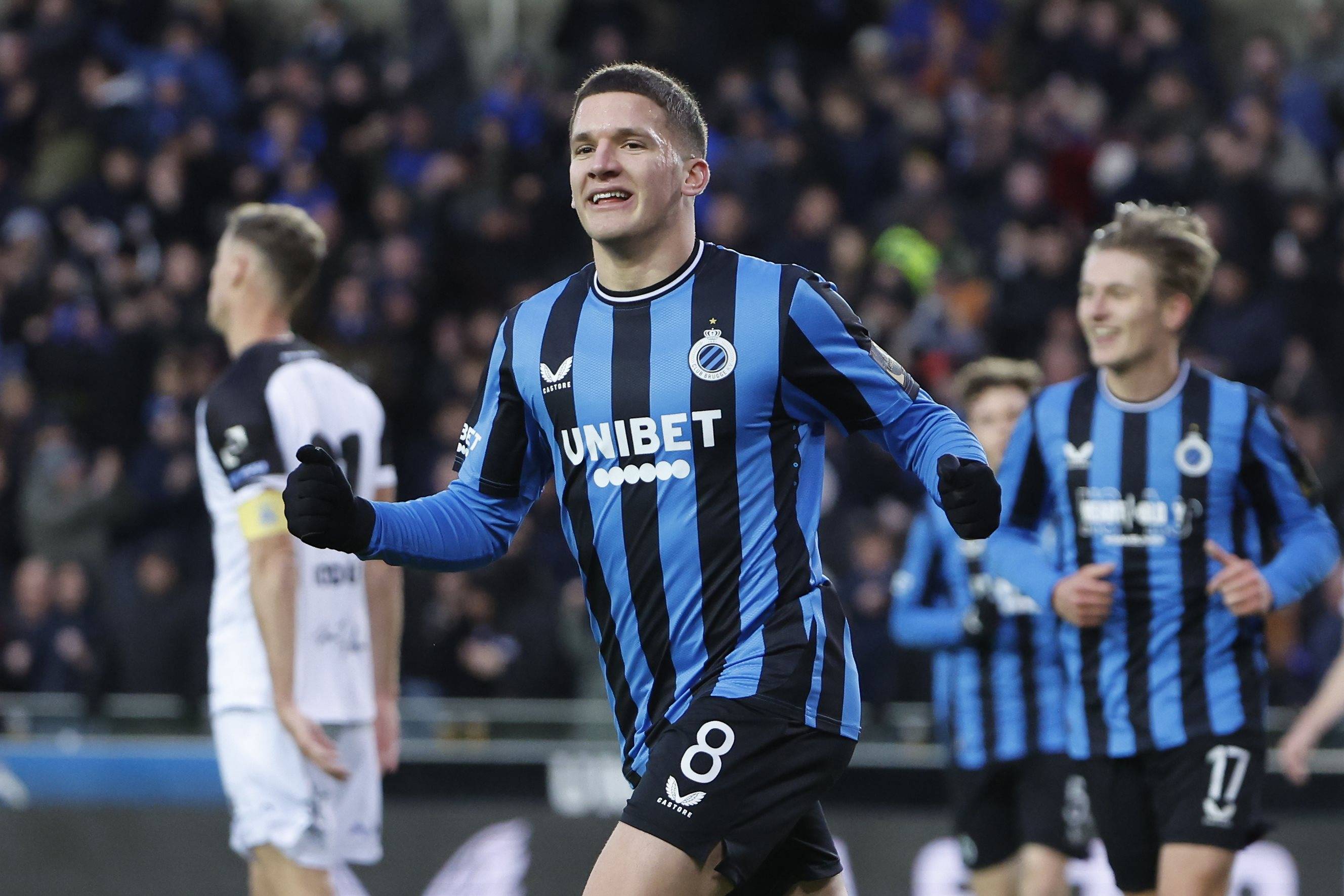 Club Brugge v Sint-Truidense VV