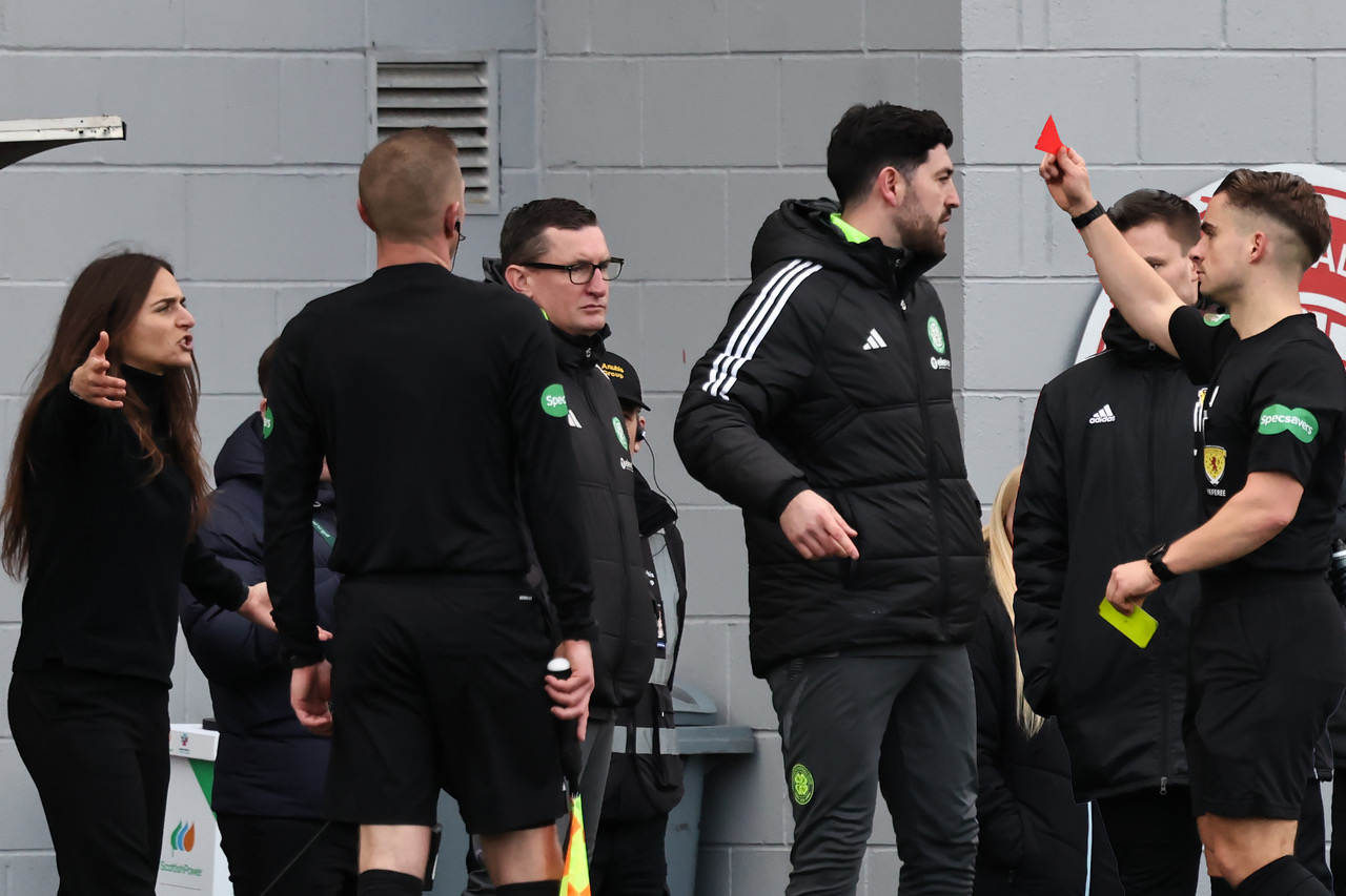 Elena Sadiku gets sent off