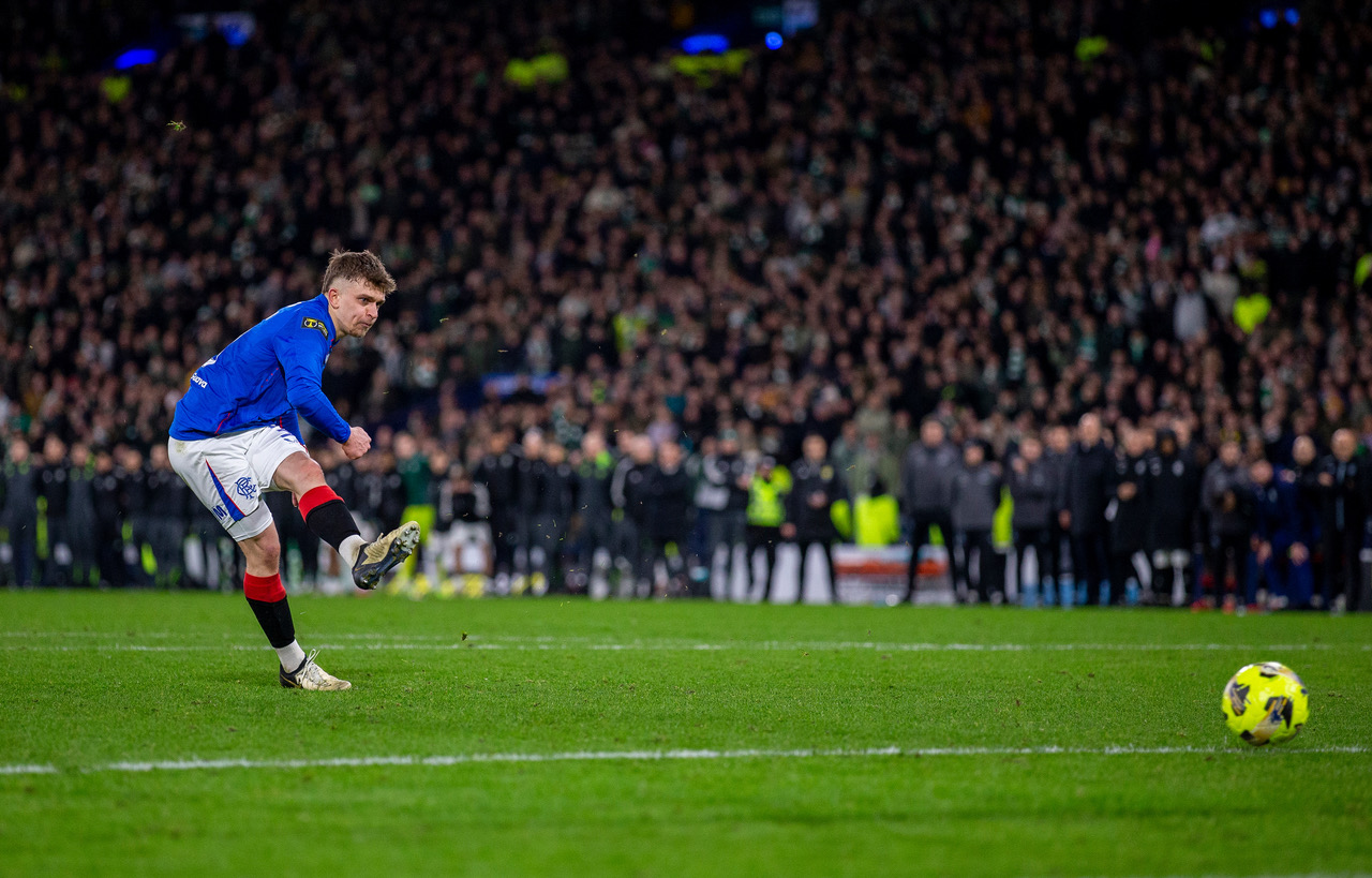 Ridvan Yilmaz's penalty miss 