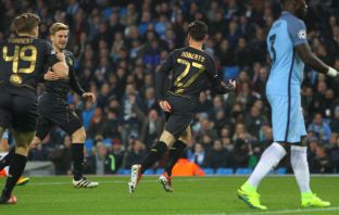 Paddy Roberts scored