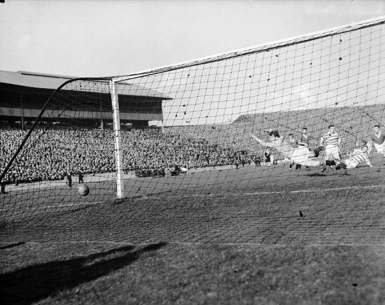 Celtic 7-1 Rangers, 19 October 1957
