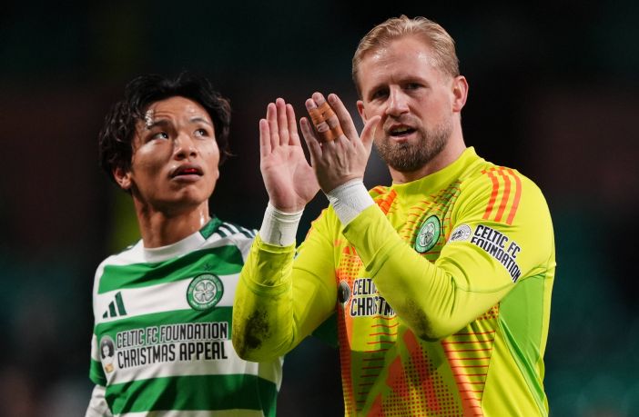 Kasper Schmeichel celebrates