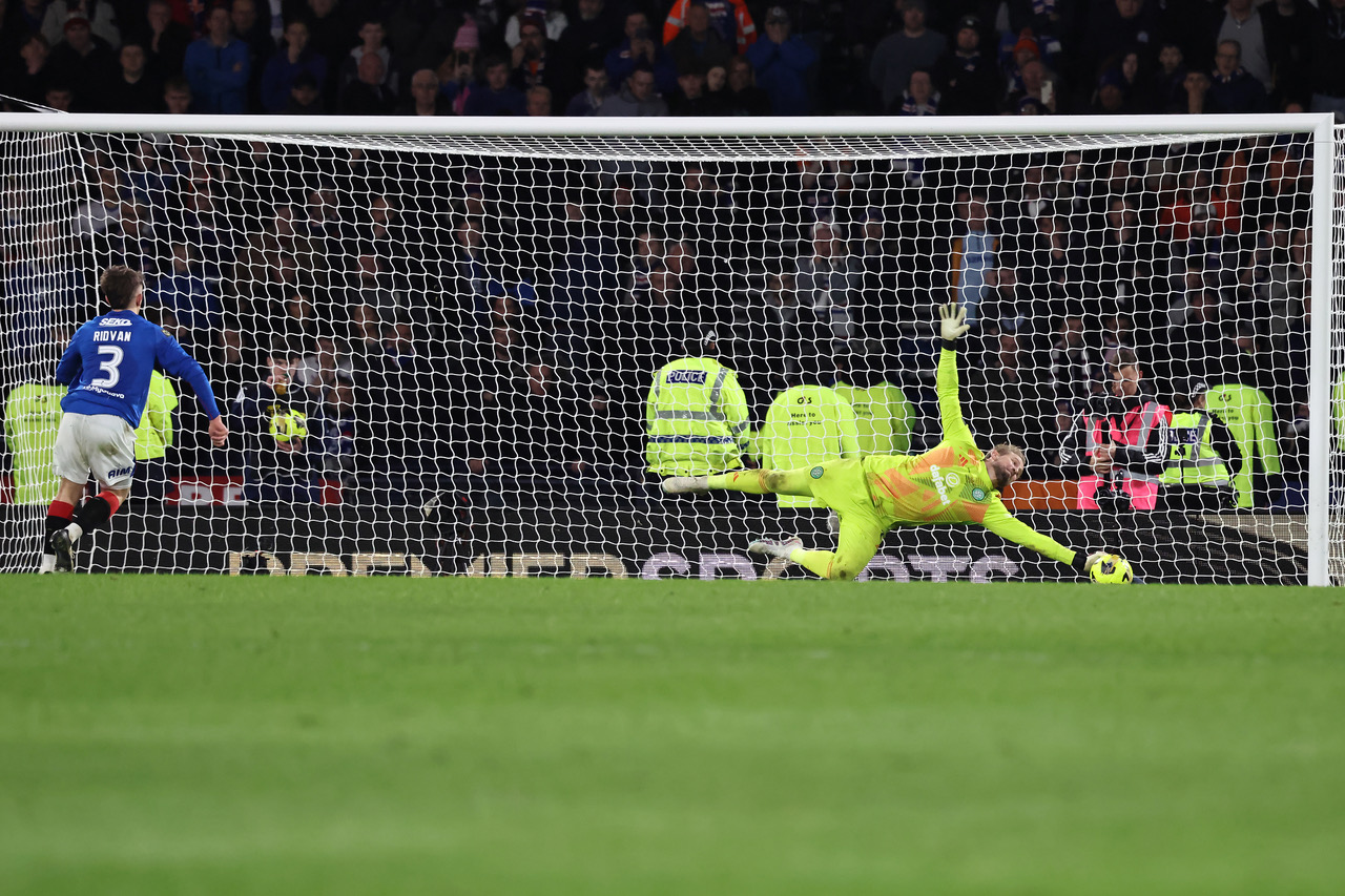 Peter Schmeichel saves