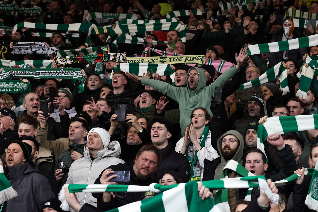 Celtic supporters singing YNWA