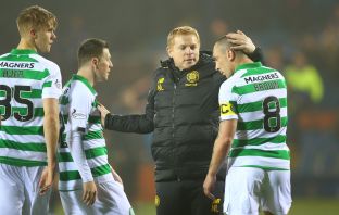Neil Lennon congratulates his players