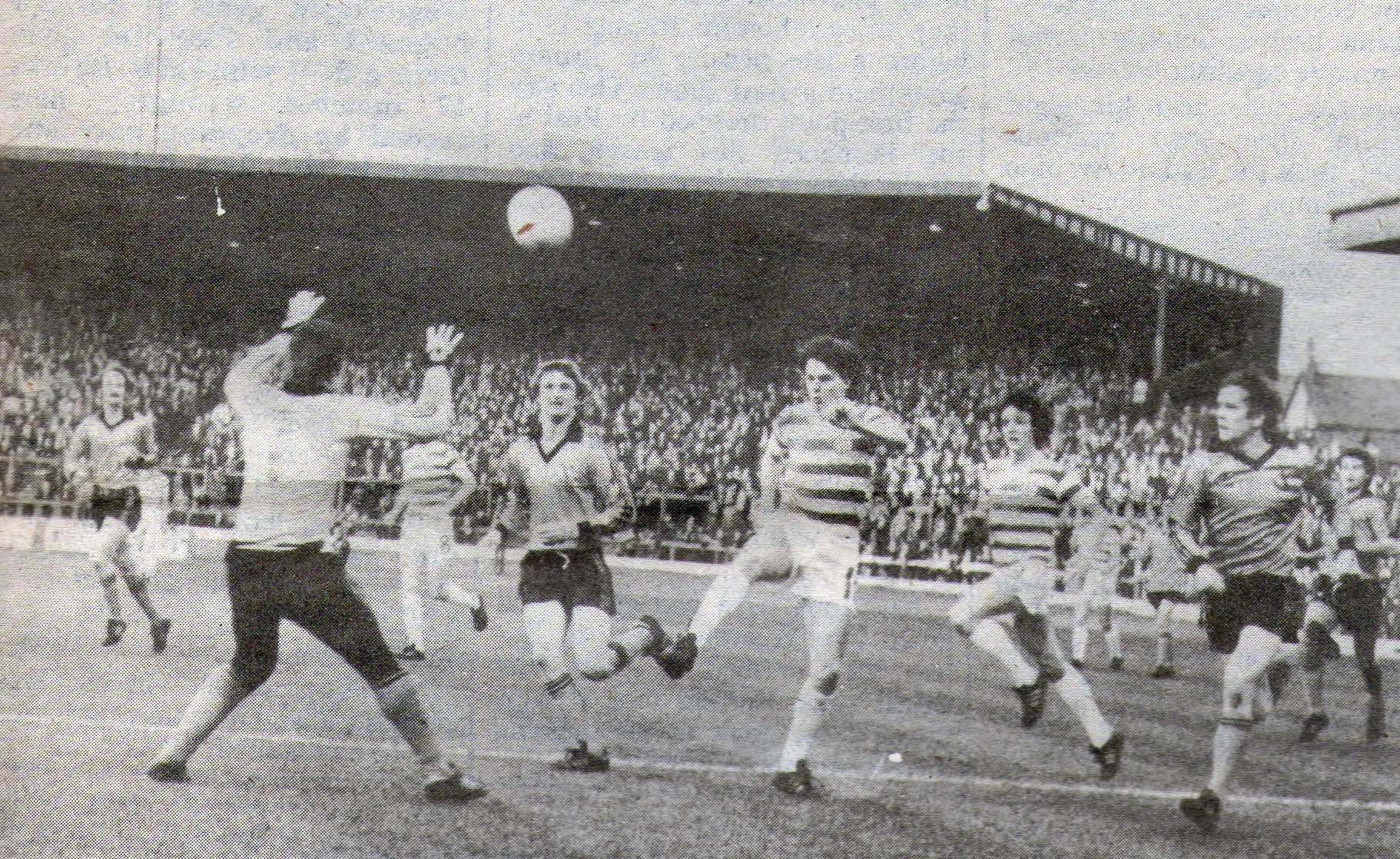 Charlie Nicholas