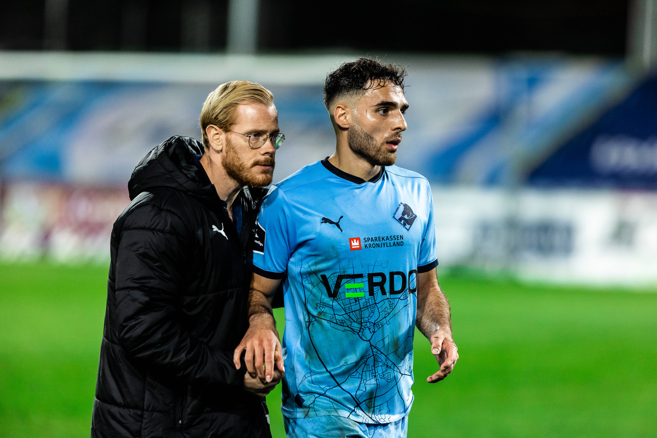 Tammer Bany (R) of Randers FC 