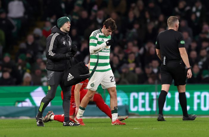 Paulo Bernardo goes off injured