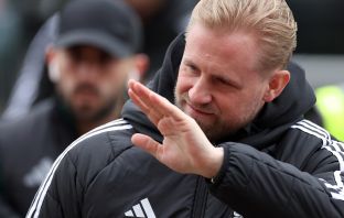 Kasper Schmeichel arrives