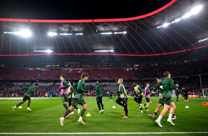 Celtic's wam up at the Allianz