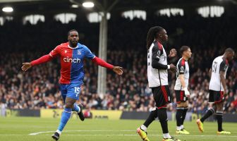 Jeffrey Schlupp celebrates