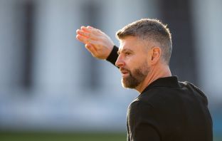 St Mirren manager Stephen Robinson