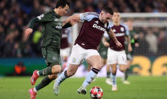 Yang Hyun-Jun challenges John McGinn