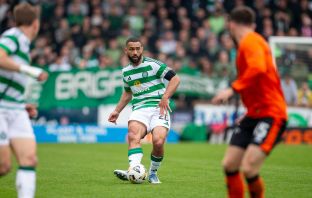 Cameron Carter-Vickers on the ball