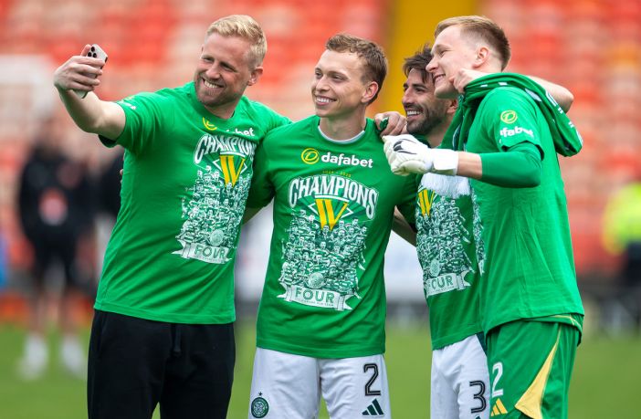 Kasper Schmeichel celebrates.