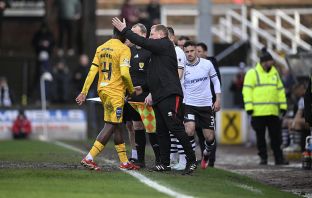 Victor Wanyama is sent off at Ayr