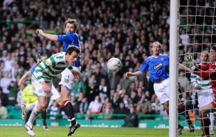 Jan Vennegoor of Hesselink scores
