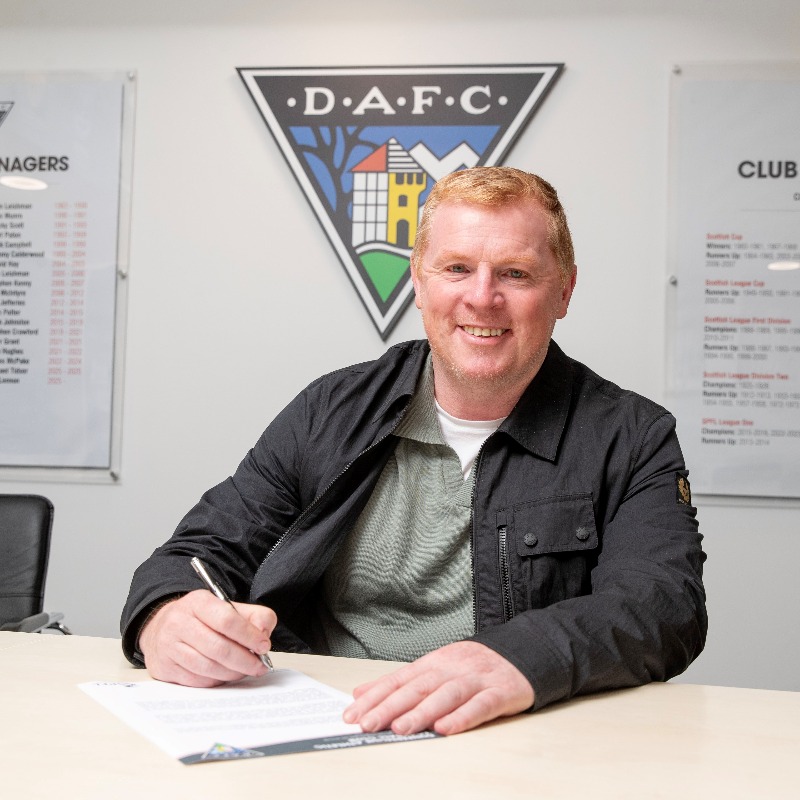 Neil Lennon signs on as Dunfermline boss