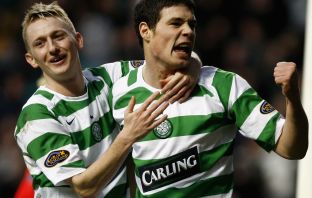 Darren O'Dea of Celtic celebrates