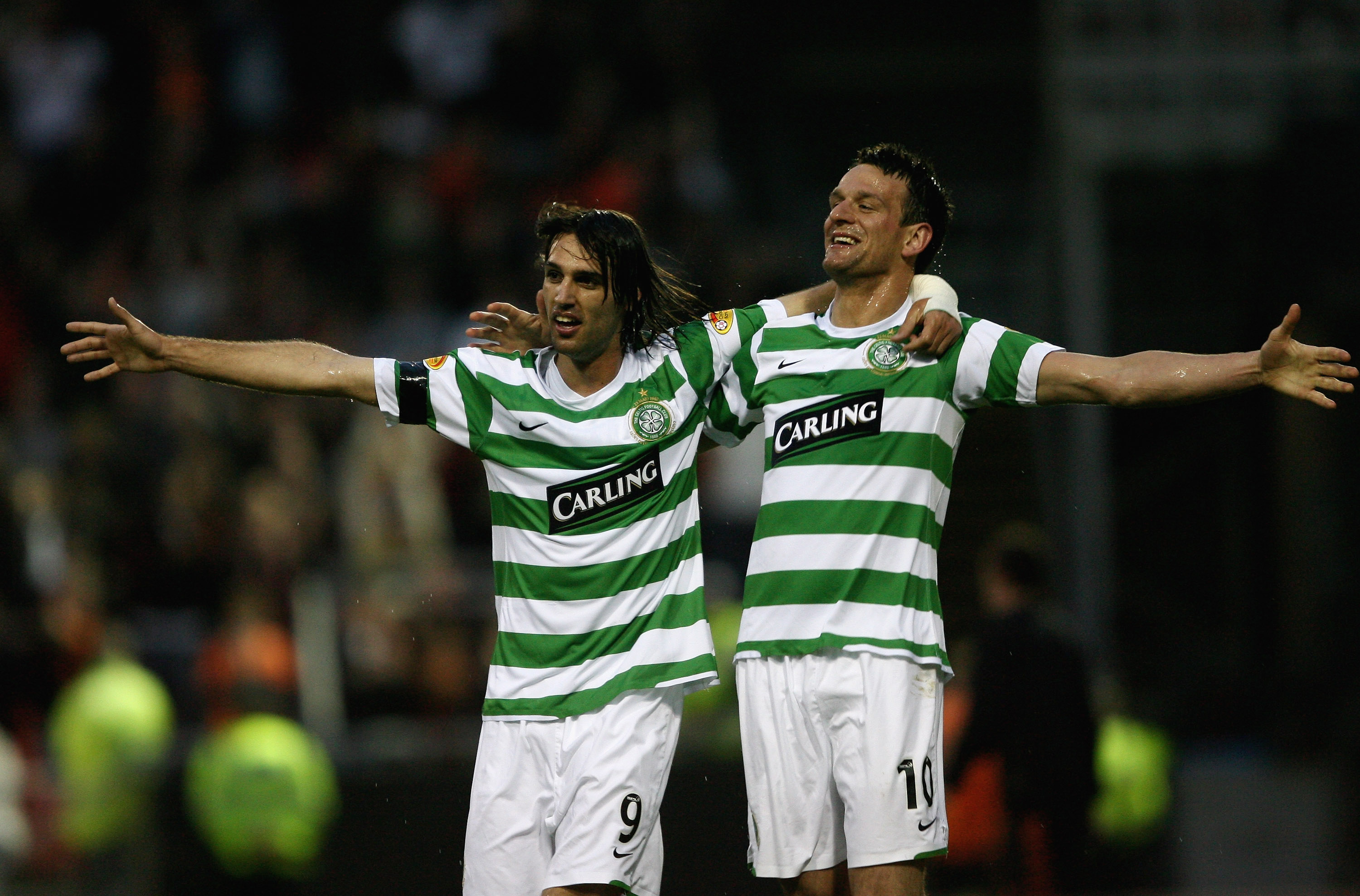 Georgeos Samaras and Jan Vennegoor of Hesselink 