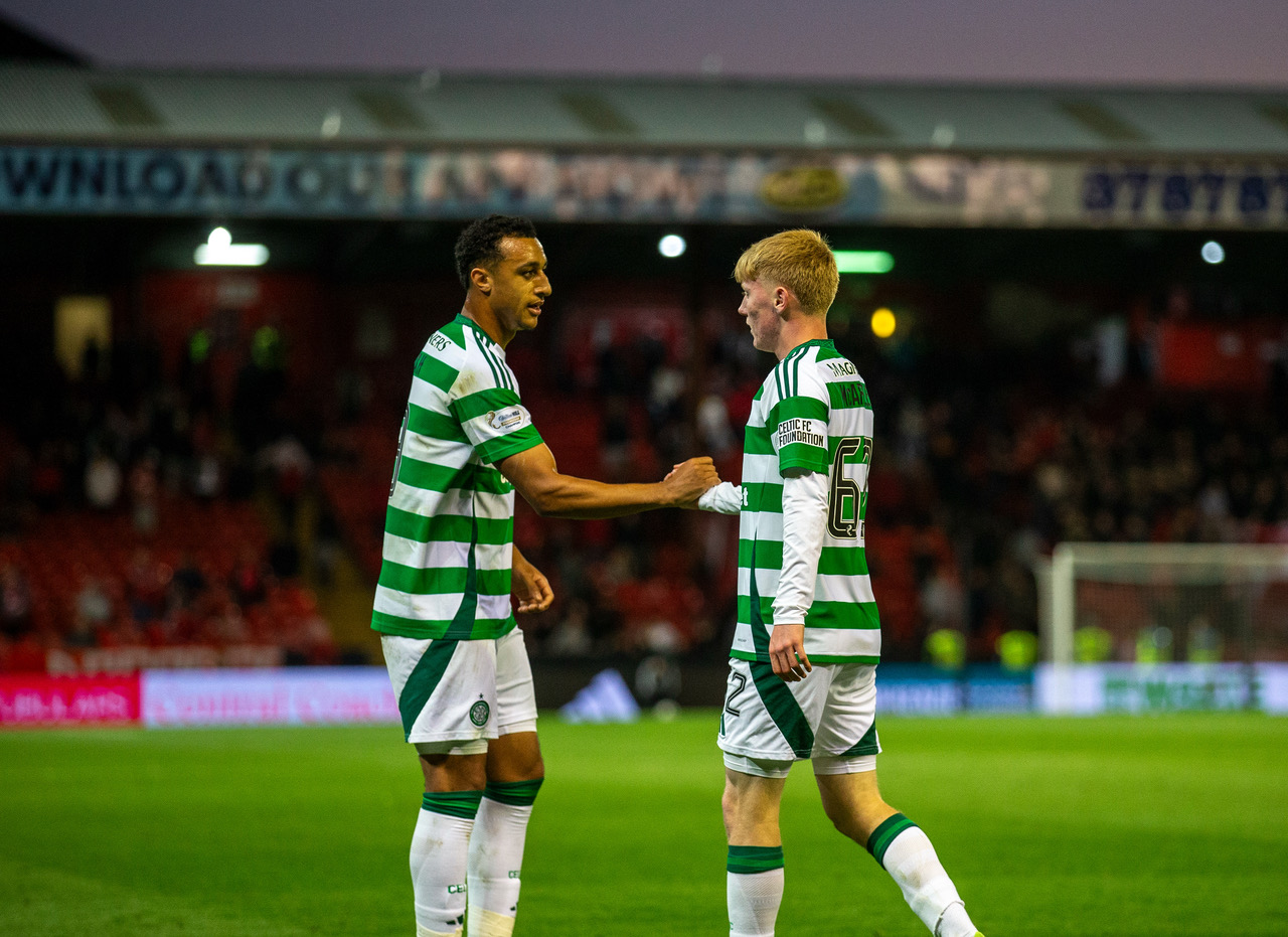 Adam Idah celebrates with Sean McArdle