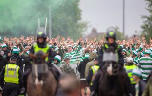 Celtic supporters on the road to Hampden