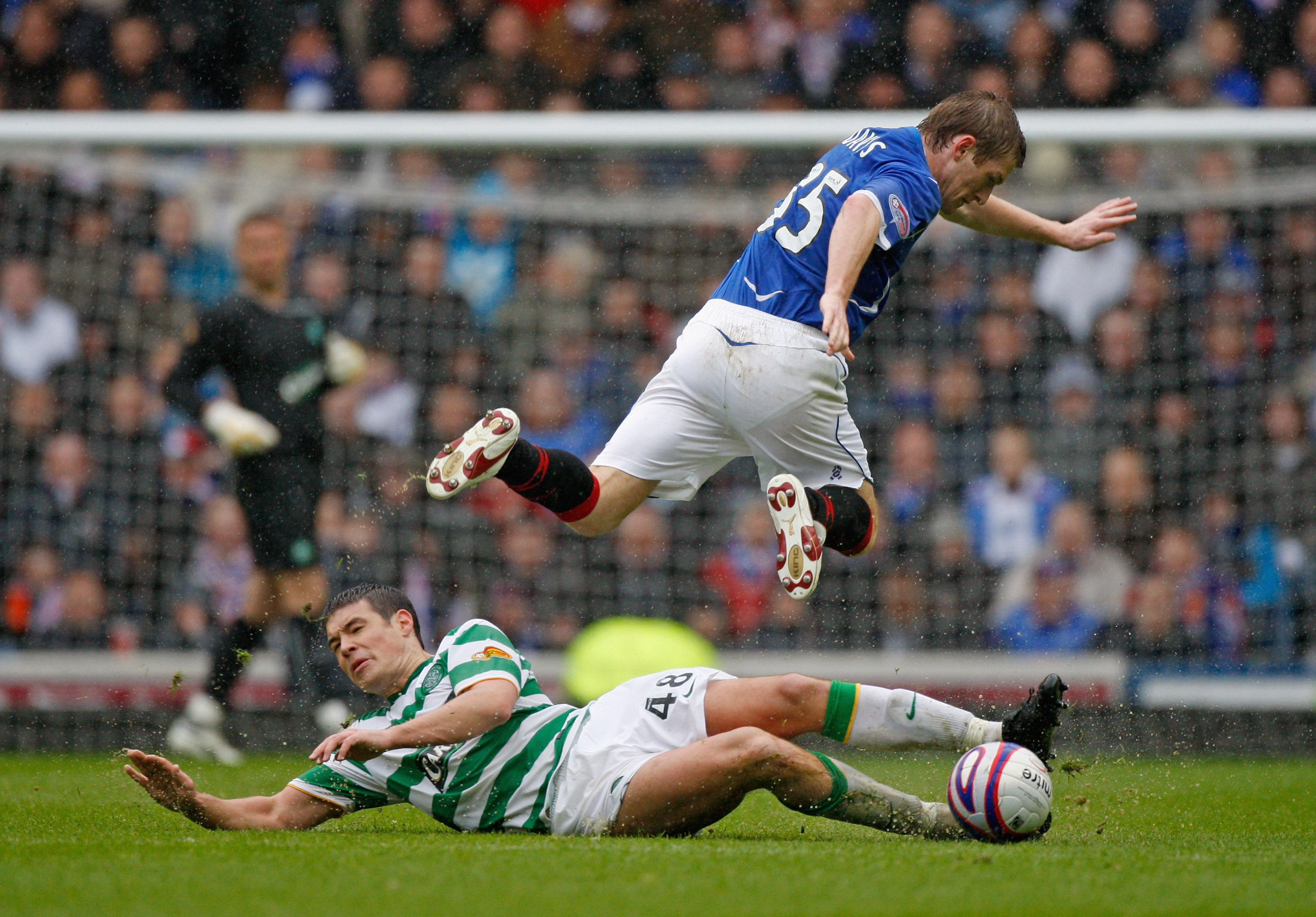 Darren O'Dea in action at Ibrox 