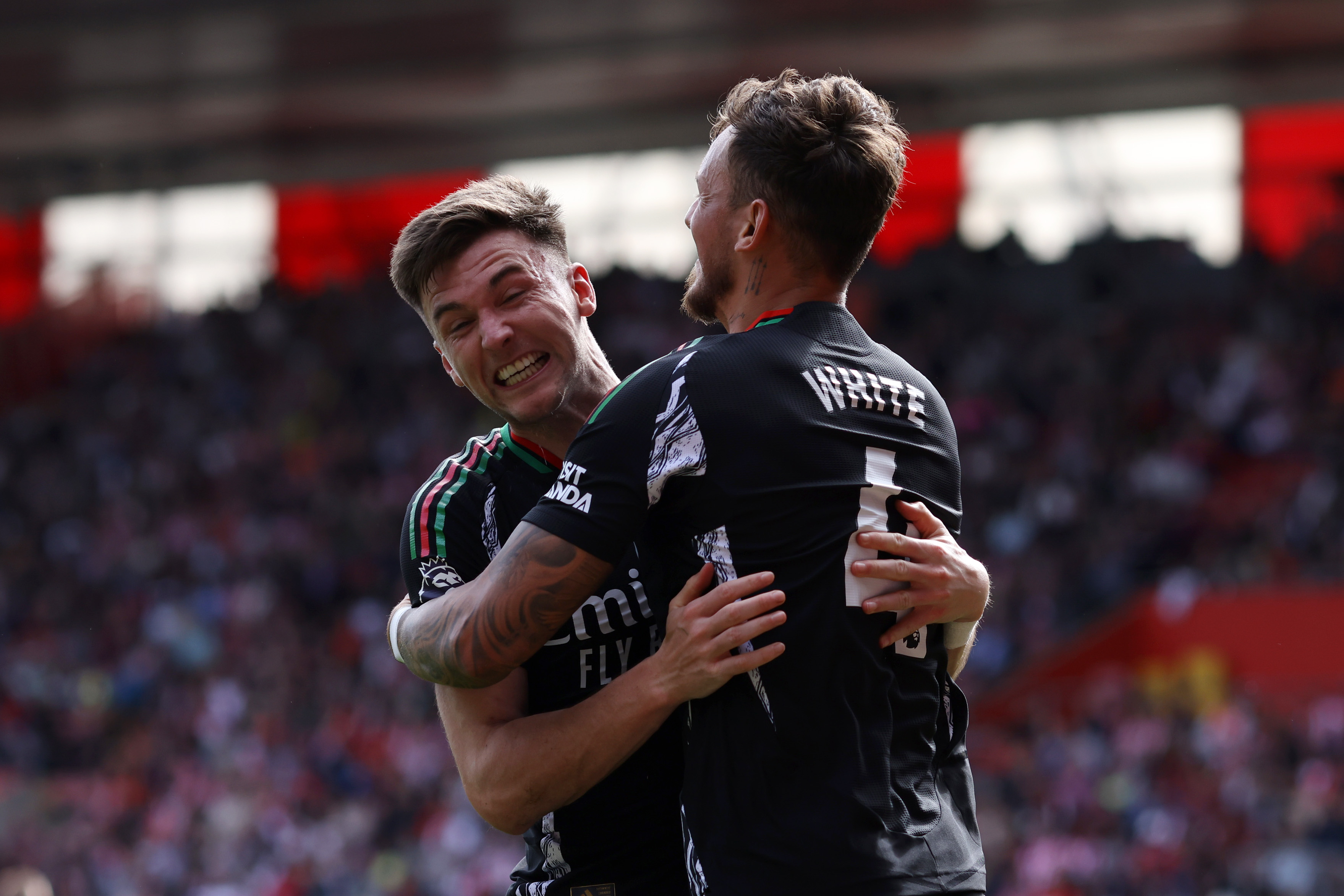 Kieran Tierney of Arsenal celebrates