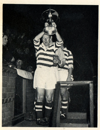 Bobby Evans lifts the League Cup
