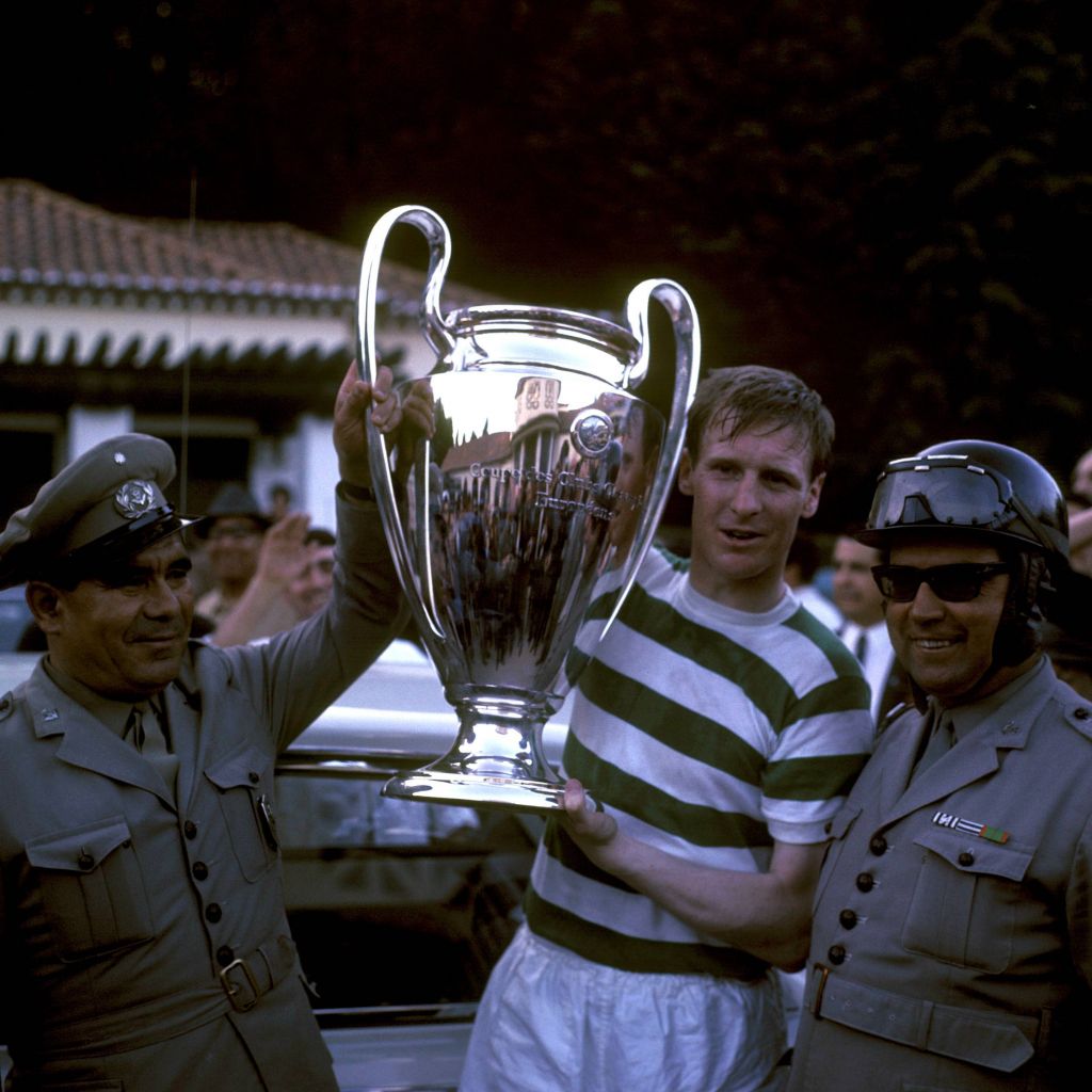 Billy McNeill (Celtic) holds the European Cup