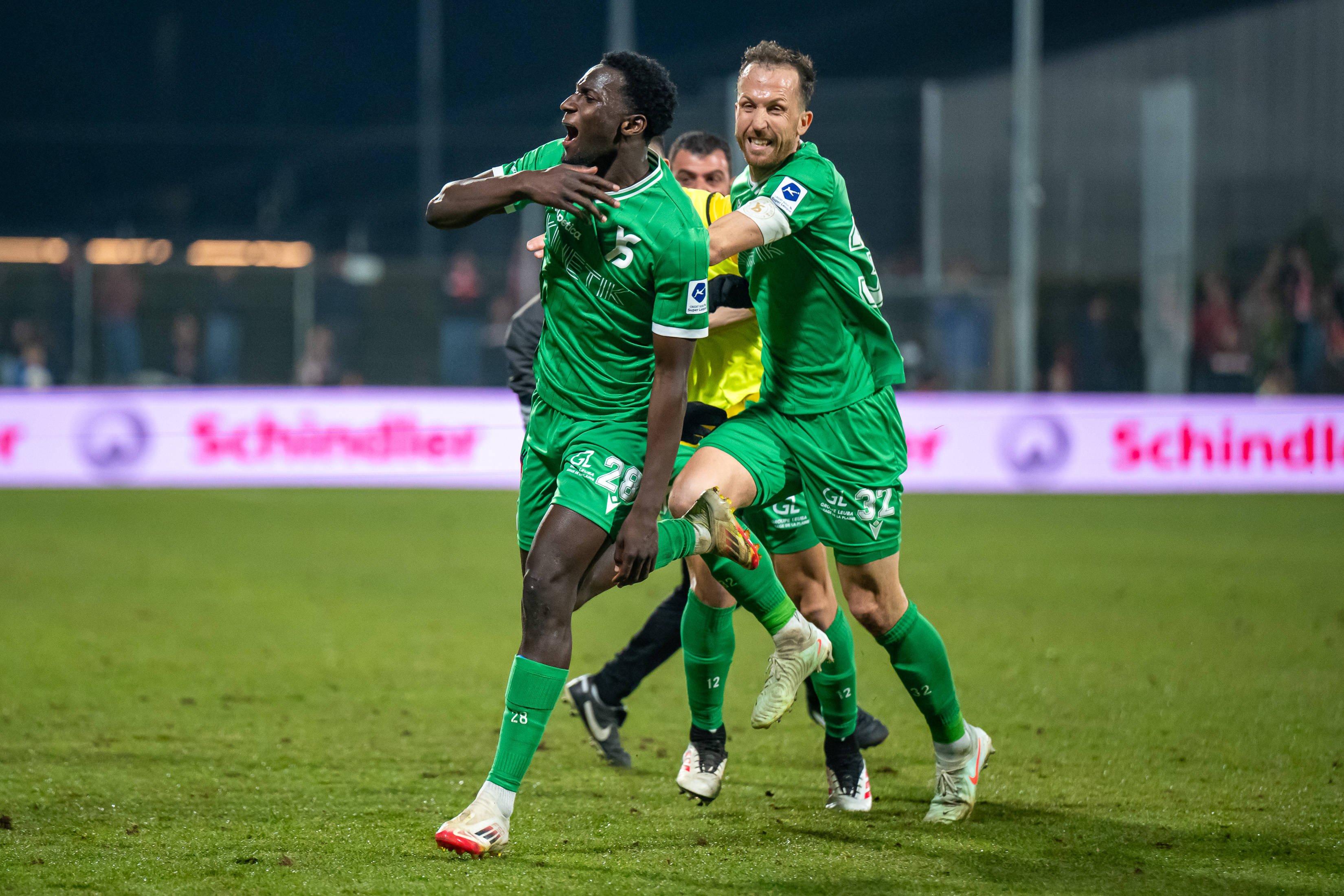 Moussa Baradji celebrates
